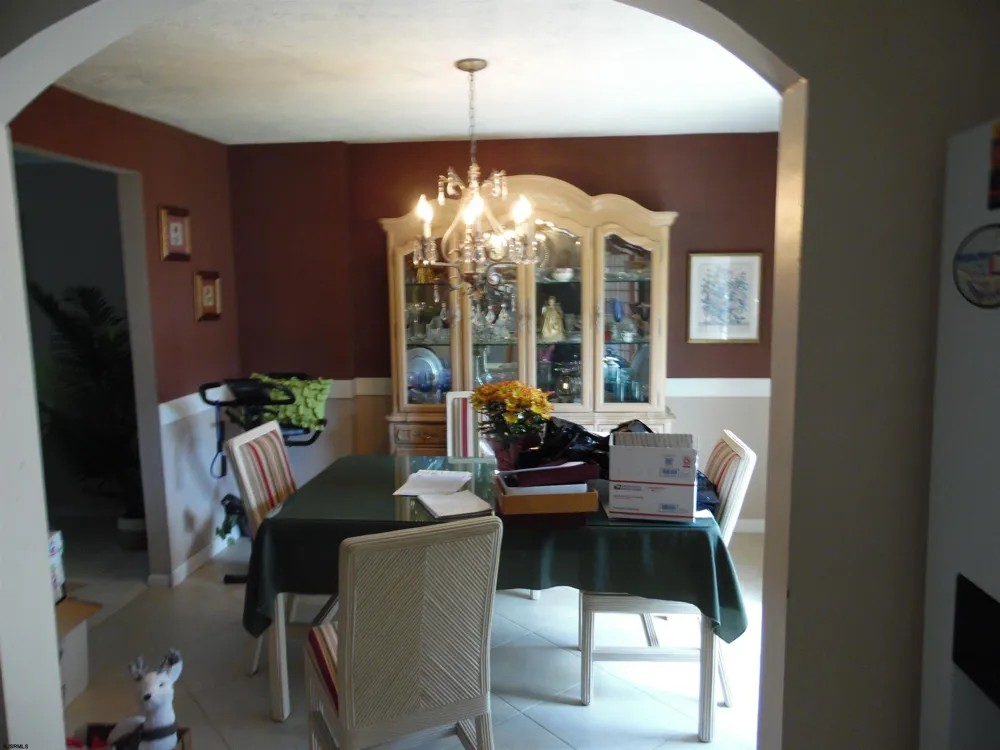 206 BLISS Ave Somers Point, NJ 08205