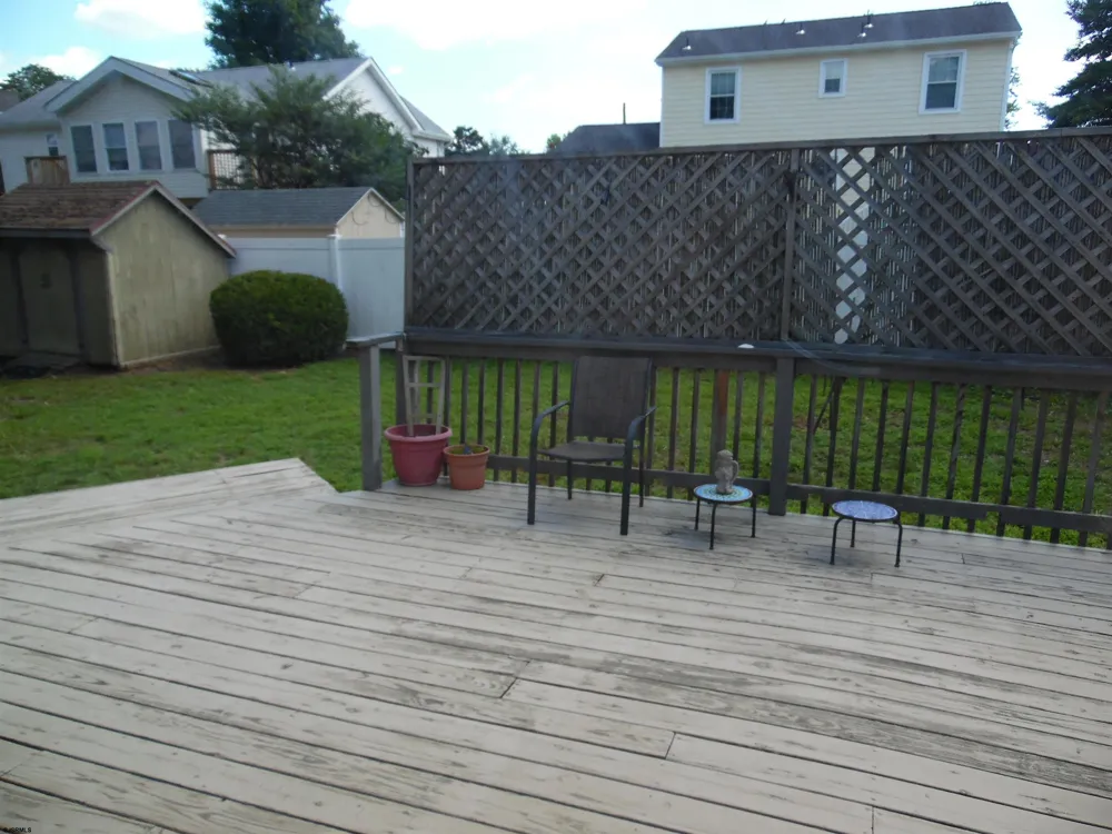 206 BLISS Ave Somers Point, NJ 08205