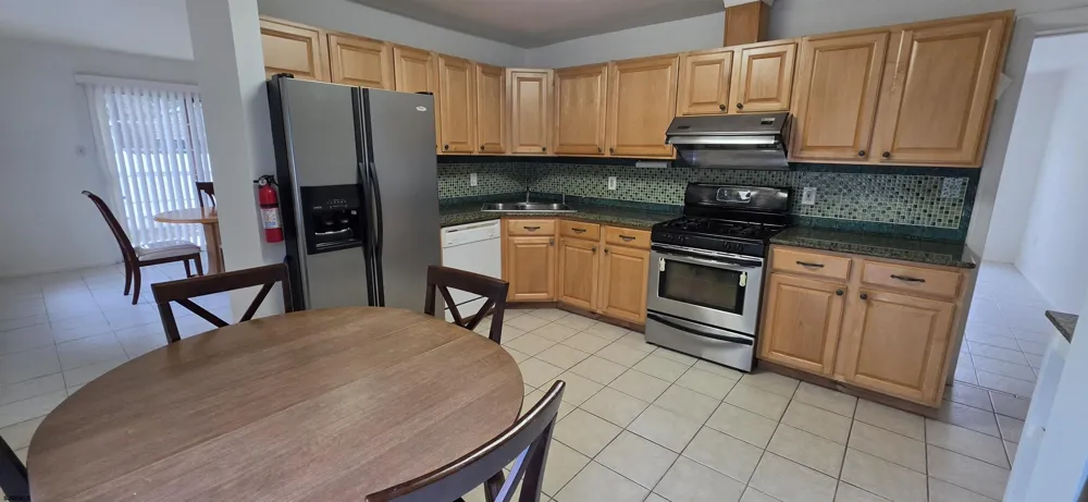 154 Navasink Ct Galloway Township, NJ 08205