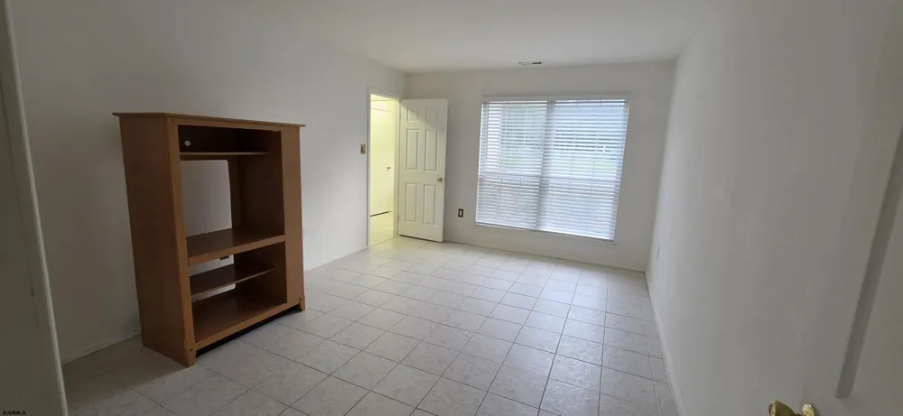 154 Navasink Ct Galloway Township, NJ 08205