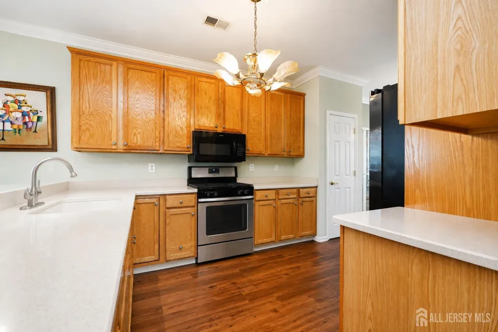 81 Prusakowski Boulevard Sayreville, NJ 08859
