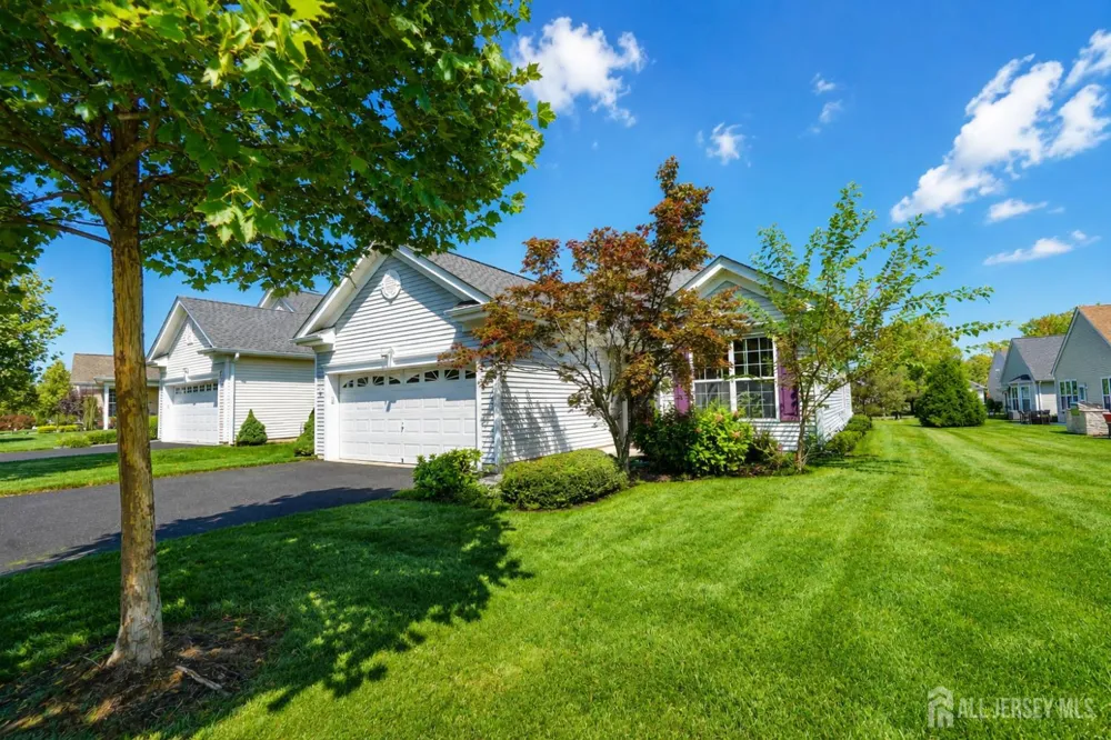 81 Prusakowski Boulevard Sayreville, NJ 08859