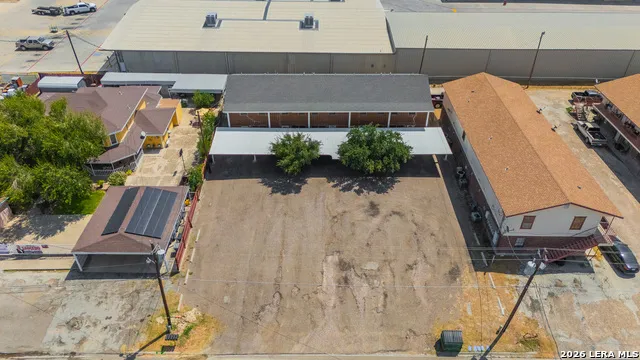 121 Falcon Blvd Eagle Pass, TX 78852