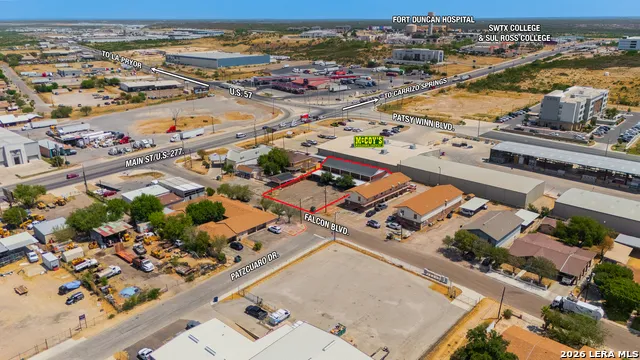 121 Falcon Blvd Eagle Pass, TX 78852
