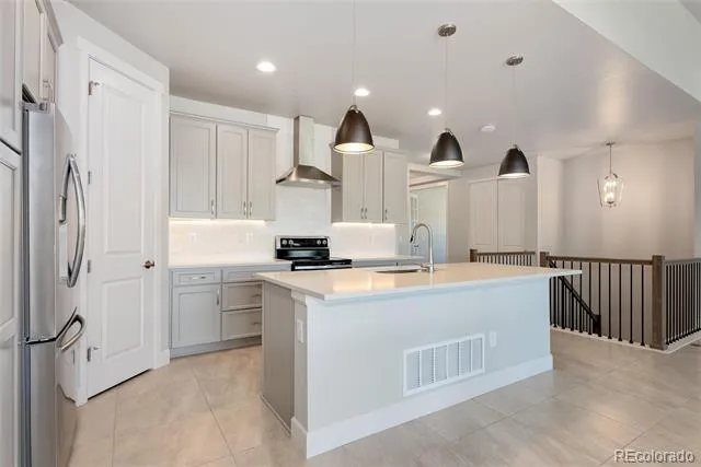 6731 Zebra Grass Lane Parker, CO 80138