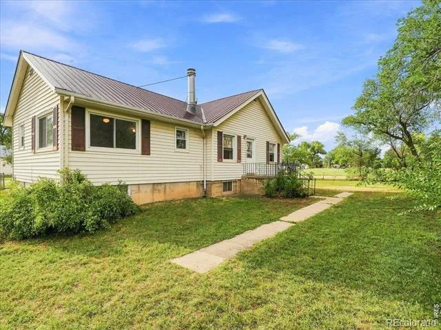 1127 W County Road 66 Fort Collins, CO 80524