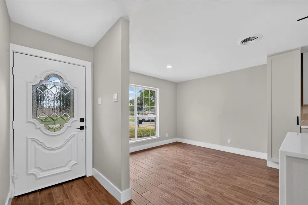 3615 Morningstar Lane Farmers Branch, TX 75234