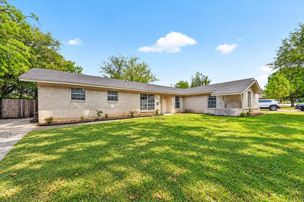 3615 Morningstar Lane Farmers Branch, TX 75234
