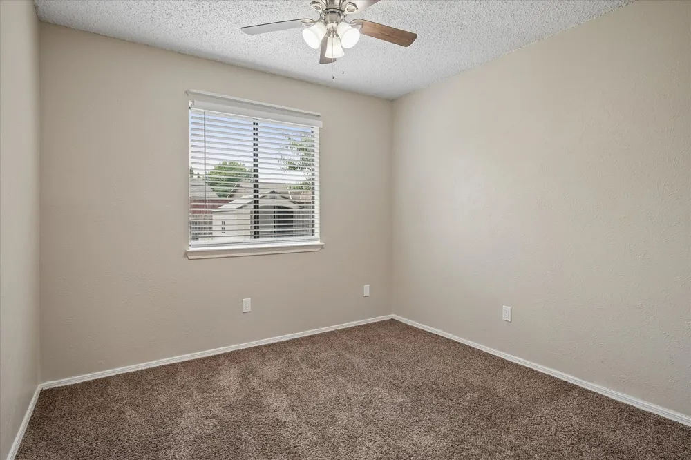 1213 Frio Lane Garland, TX 75040