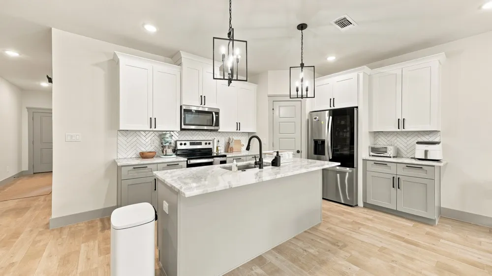 2306 Pedernales Court Granbury, TX 76048