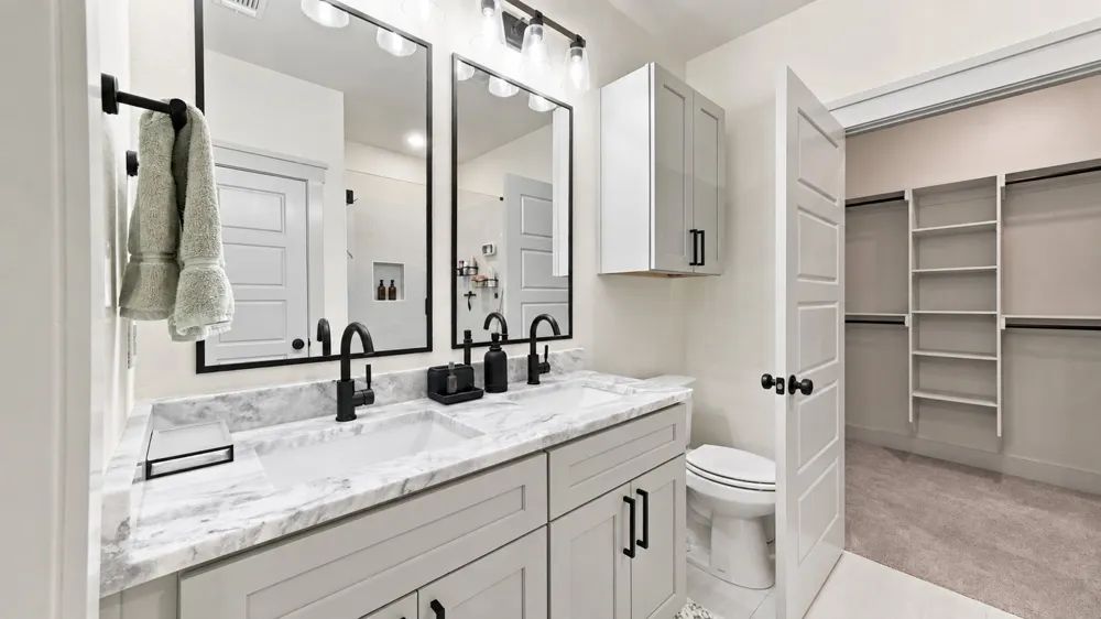 2306 Pedernales Court Granbury, TX 76048