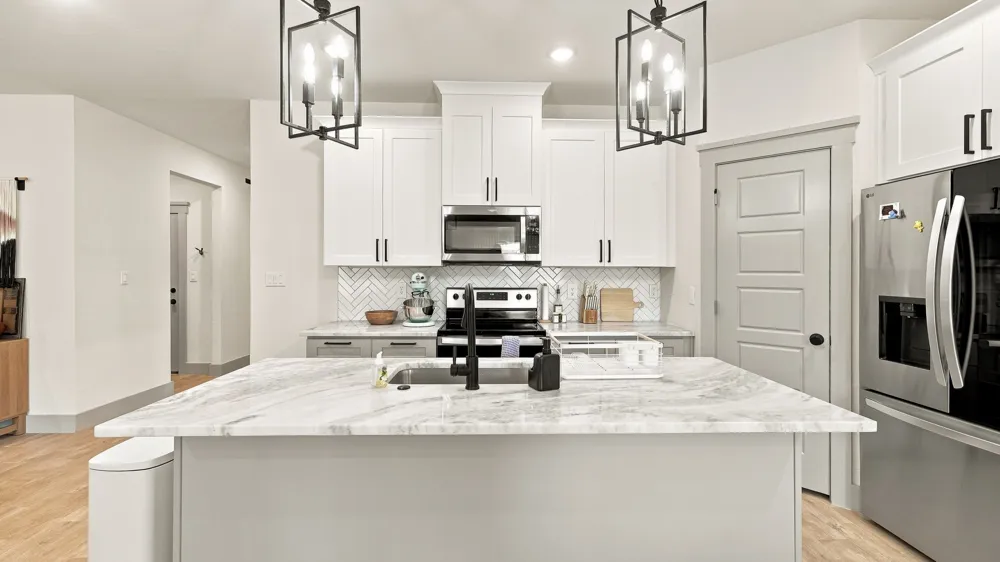 2306 Pedernales Court Granbury, TX 76048