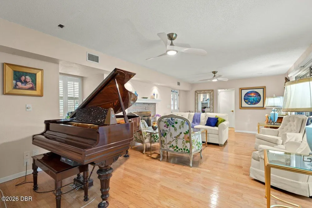 1209 Halifax Avenue Daytona Beach, FL 32118