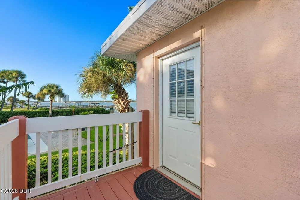 1209 Halifax Avenue Daytona Beach, FL 32118