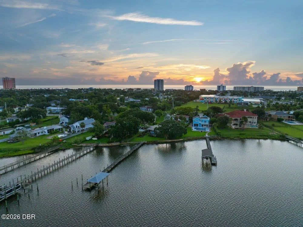 1209 Halifax Avenue Daytona Beach, FL 32118