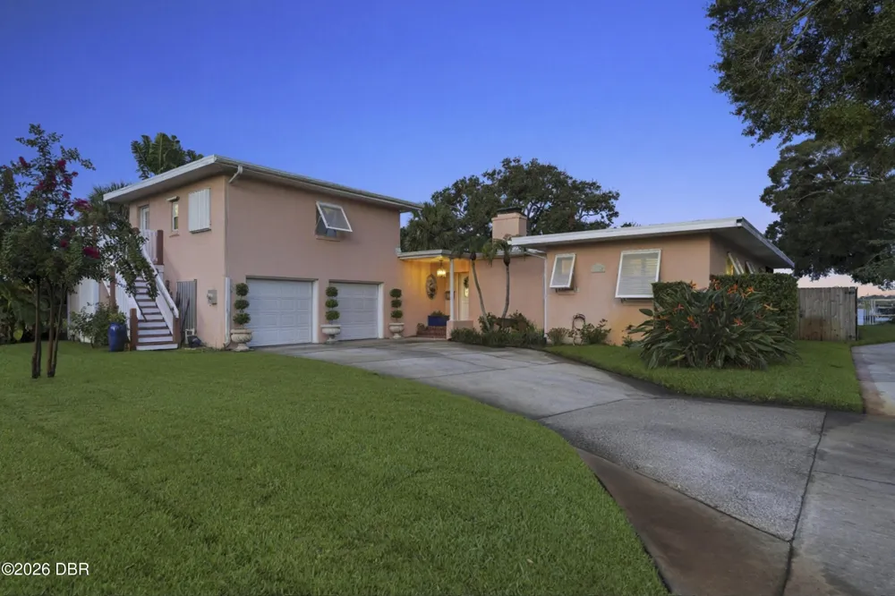 1209 Halifax Avenue Daytona Beach, FL 32118