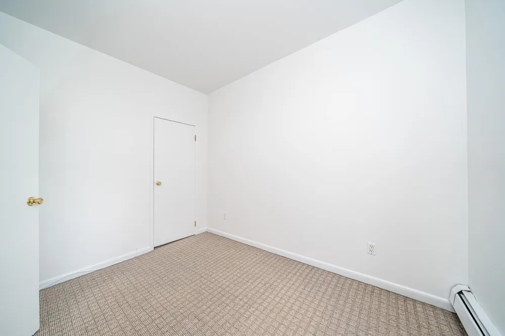 314 PATERSON PLANK RD Union City, NJ 07087