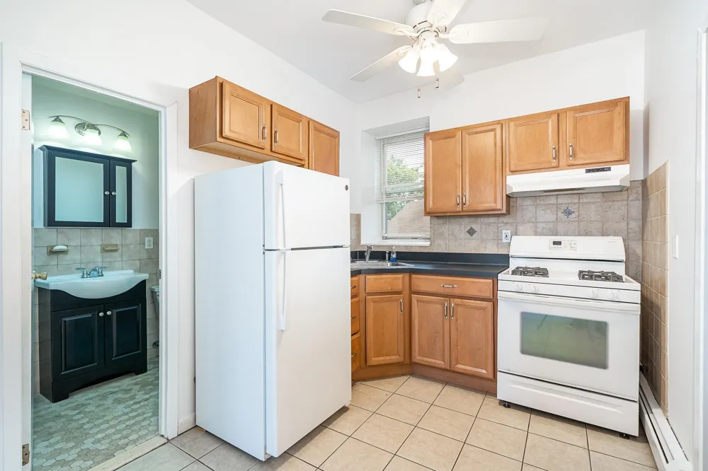 314 PATERSON PLANK RD Union City, NJ 07087