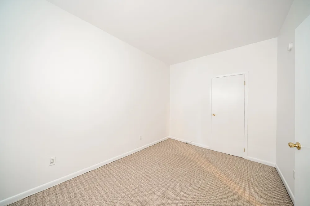 314 PATERSON PLANK RD Union City, NJ 07087
