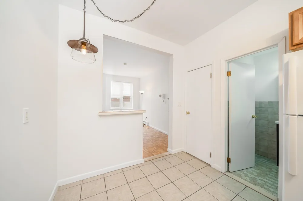 314 PATERSON PLANK RD Union City, NJ 07087