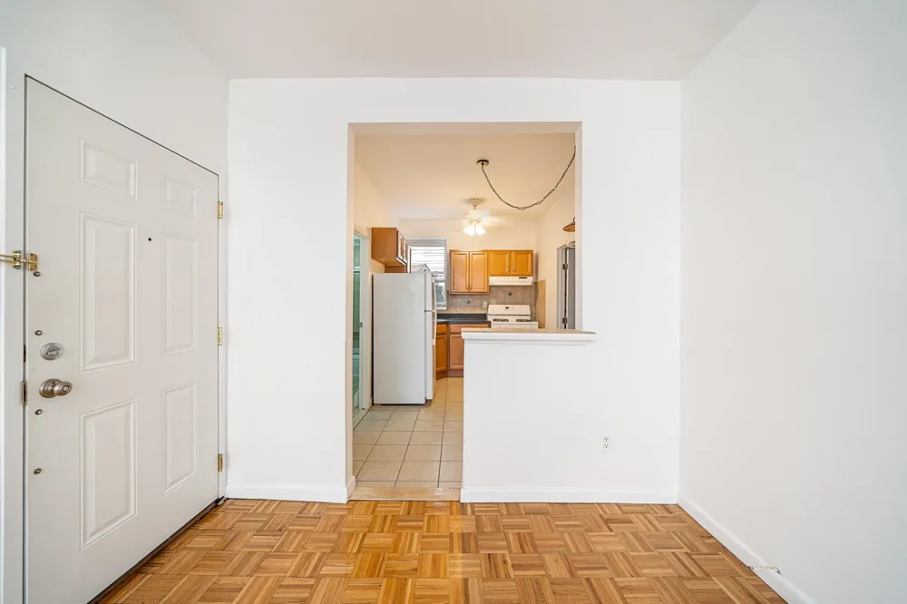 314 PATERSON PLANK RD Union City, NJ 07087