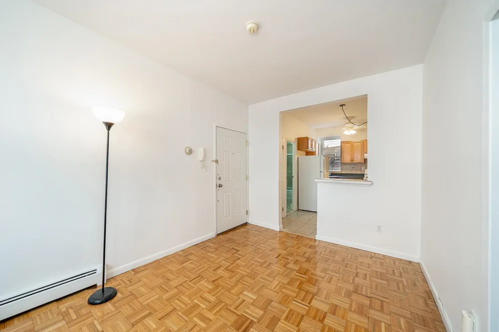314 PATERSON PLANK RD Union City, NJ 07087