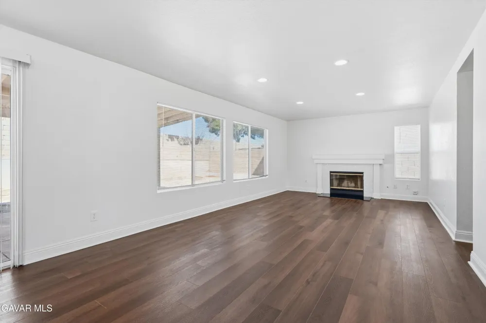 44465 Ranchwood Avenue Lancaster, CA 93536