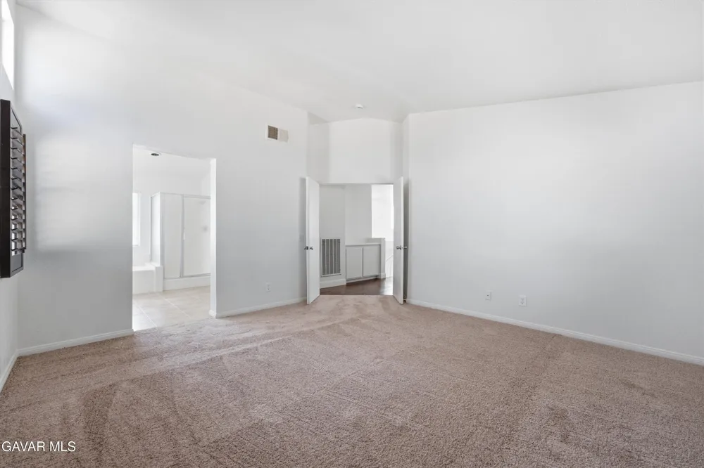 44465 Ranchwood Avenue Lancaster, CA 93536