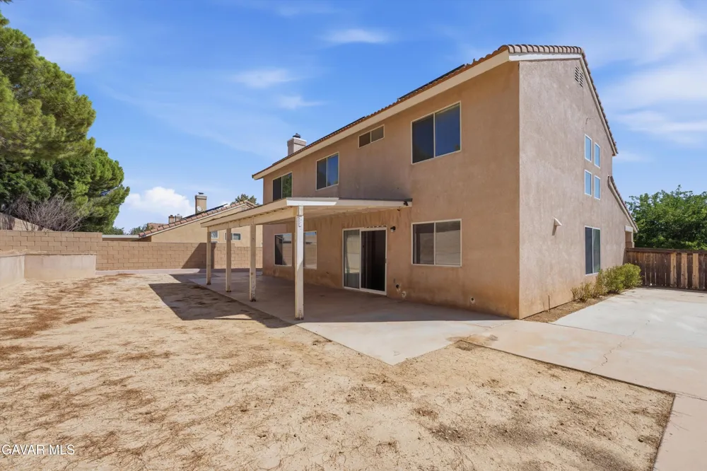 44465 Ranchwood Avenue Lancaster, CA 93536