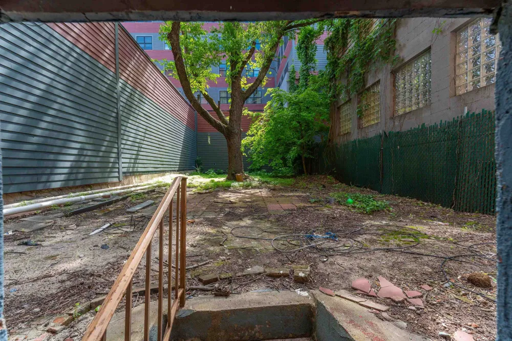 1409 GRAND ST Hoboken, NJ 07030