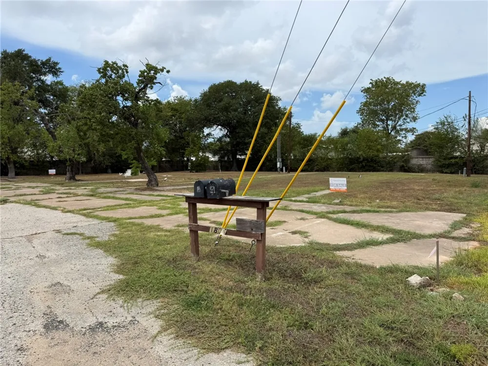 1804 Brookhaven Street Bryan, TX 77803