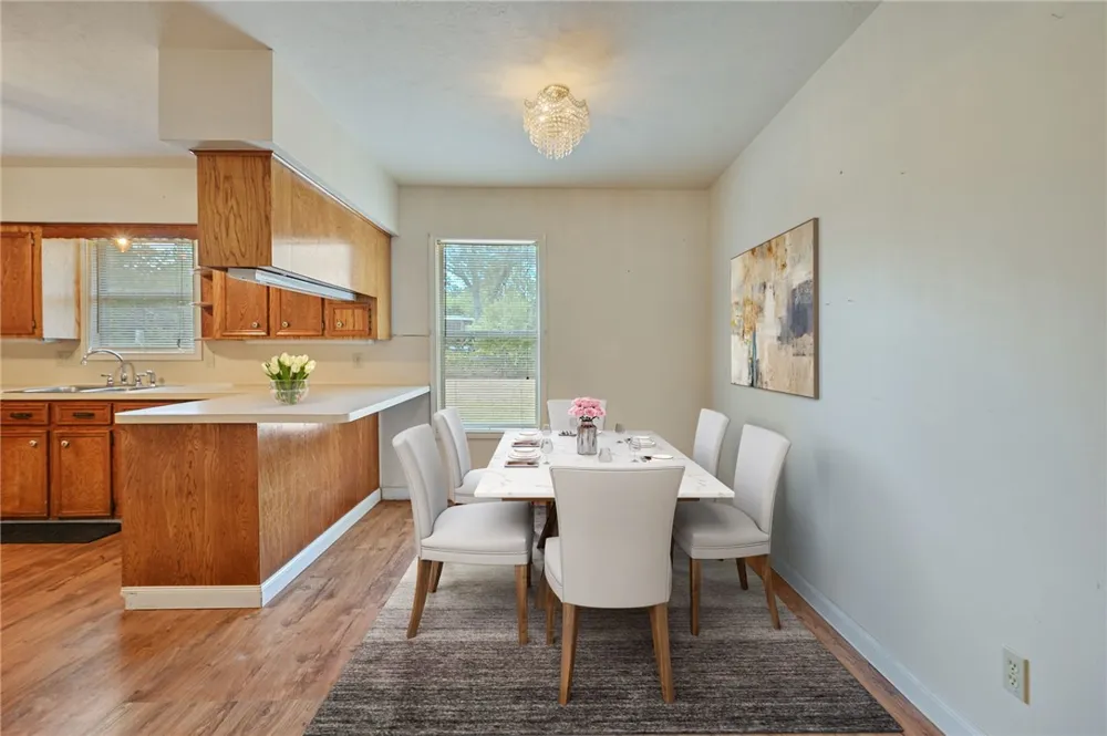 2104 Northside Drive Bryan, TX 77803