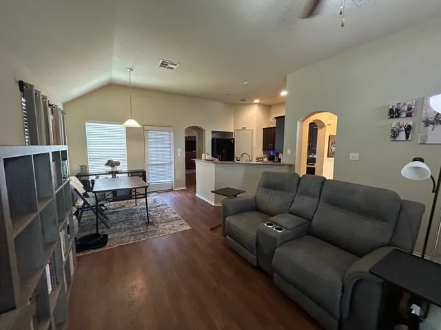 15111 Pidmont Lane College Station, TX 77845