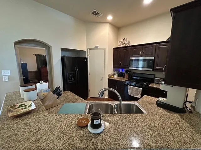 15111 Pidmont Lane College Station, TX 77845