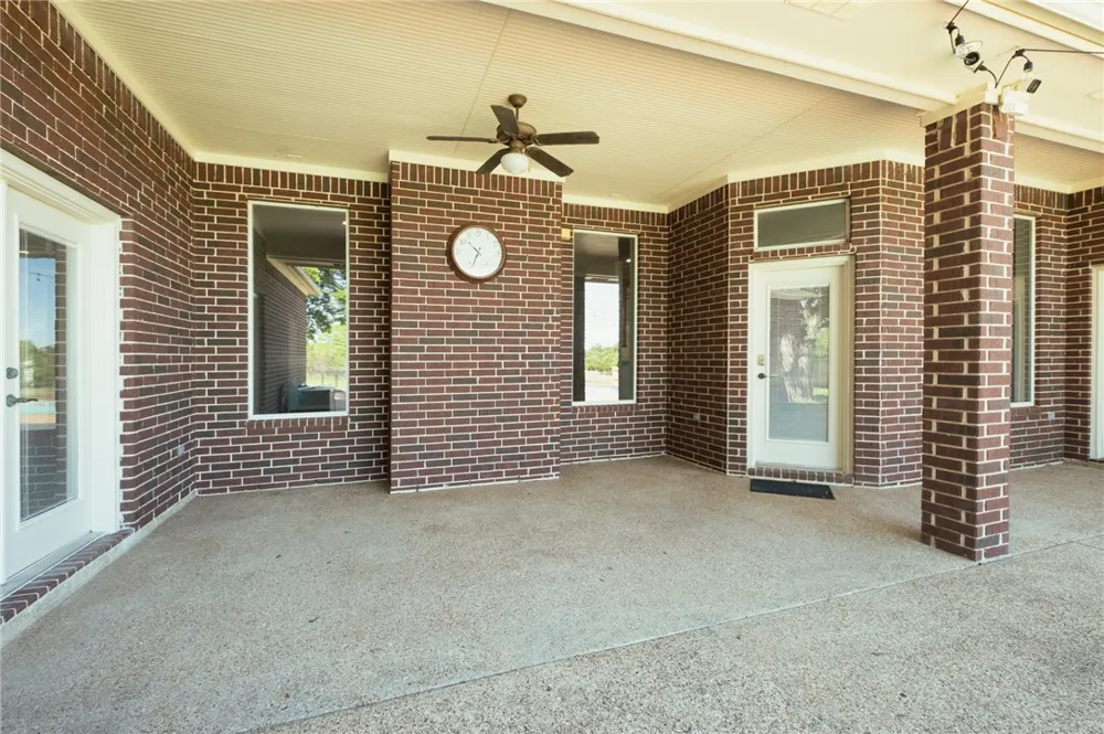 4017 Austins Estates Drive Bryan, TX 77808