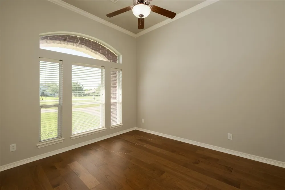 4017 Austins Estates Drive Bryan, TX 77808