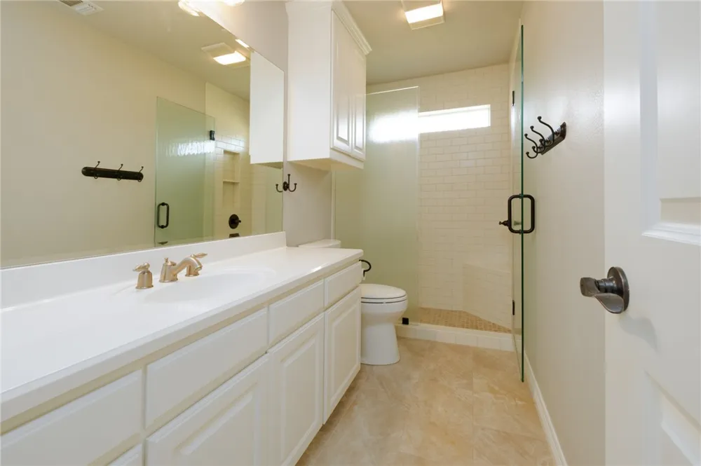 4017 Austins Estates Drive Bryan, TX 77808