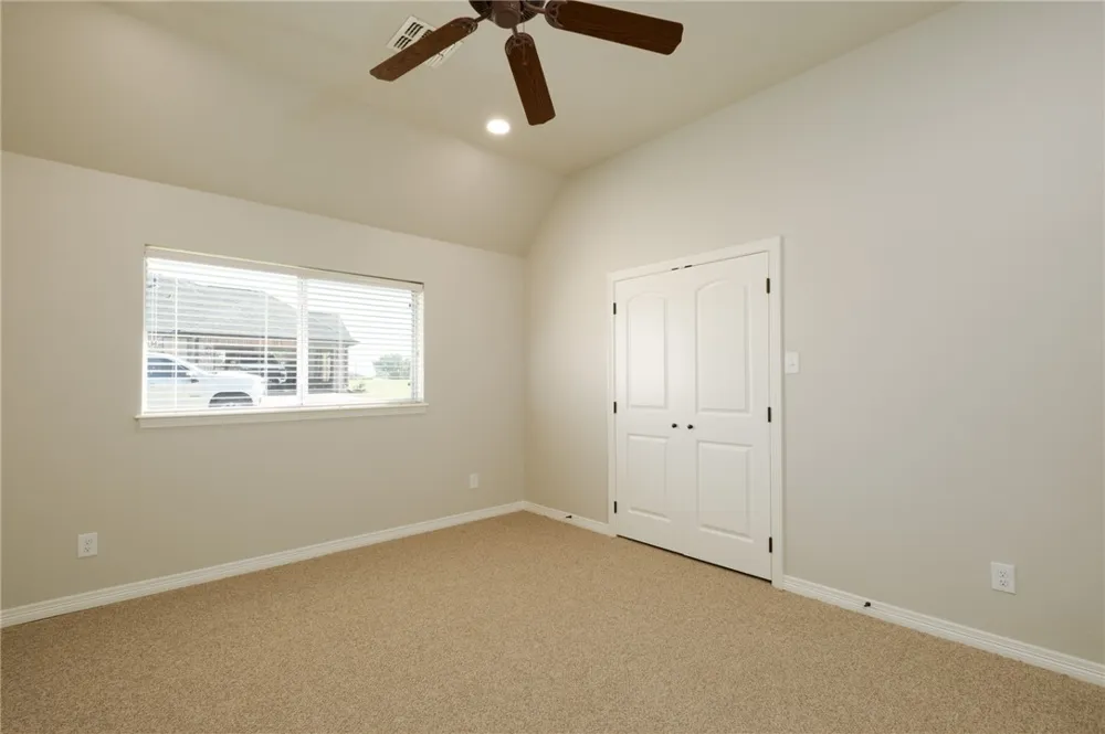 4017 Austins Estates Drive Bryan, TX 77808