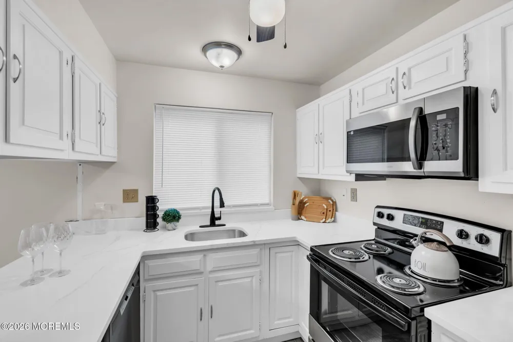 519 Cheshire Court Manchester, NJ 08759