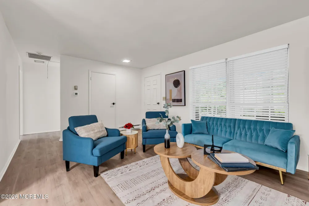 519 Cheshire Court Manchester, NJ 08759