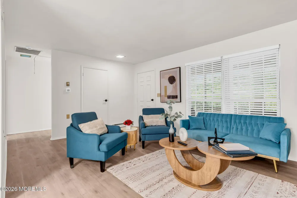519 Cheshire Court Manchester, NJ 08759