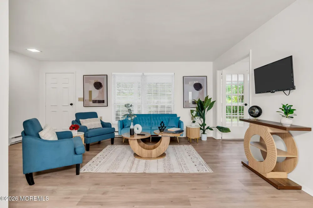 519 Cheshire Court Manchester, NJ 08759