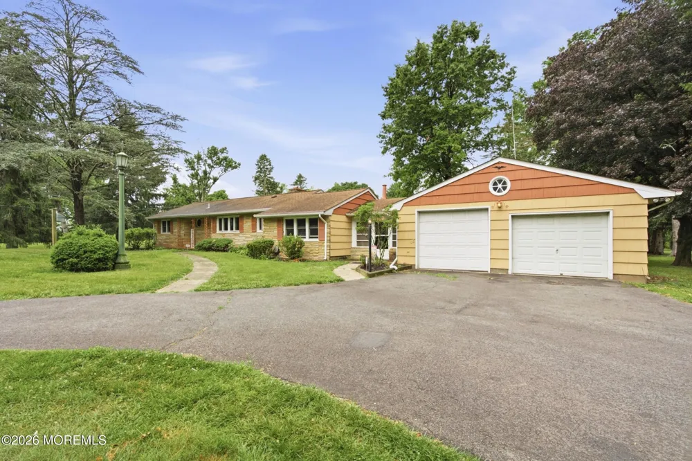 44 Burnt Hill Road Montgomery, NJ 08502