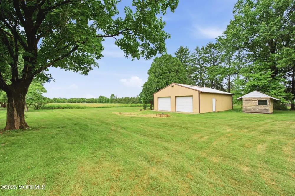44 Burnt Hill Road Montgomery, NJ 08502