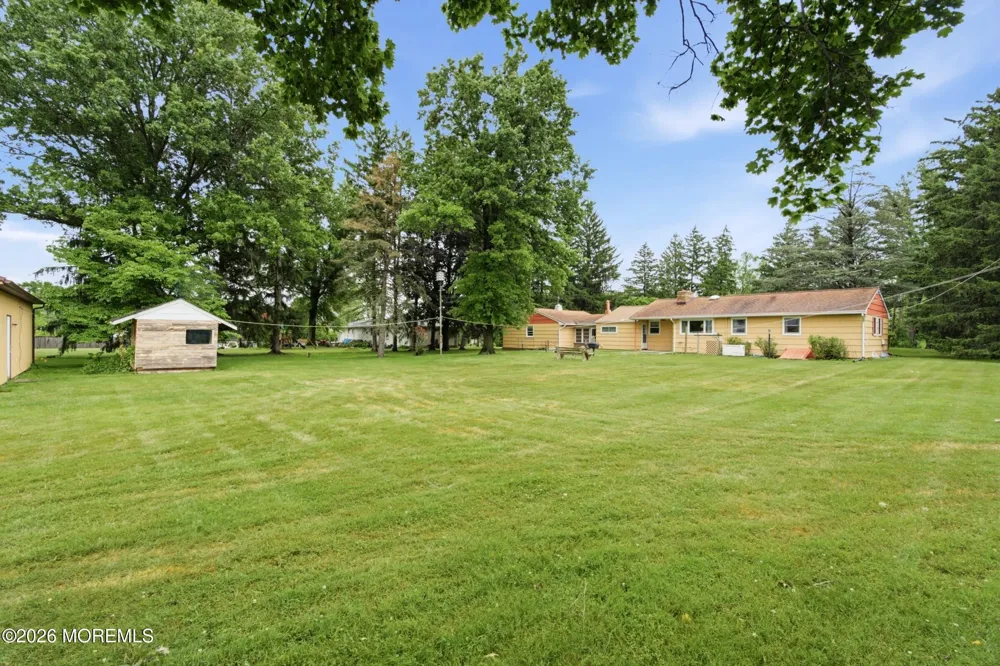 44 Burnt Hill Road Montgomery, NJ 08502