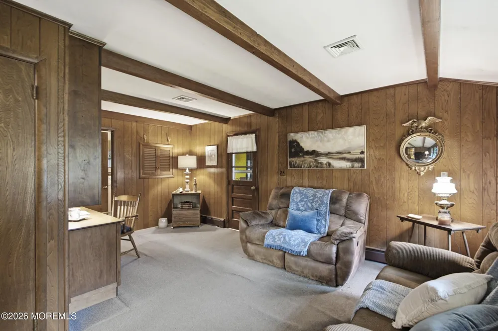 44 Burnt Hill Road Montgomery, NJ 08502