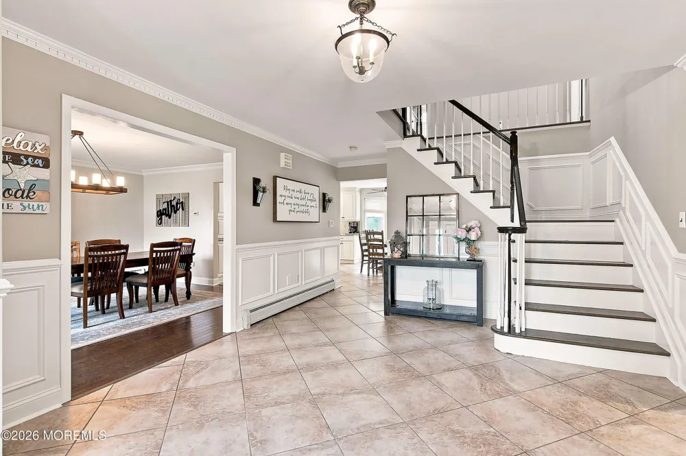 11 Sir Paul Court Middletown, NJ 07748
