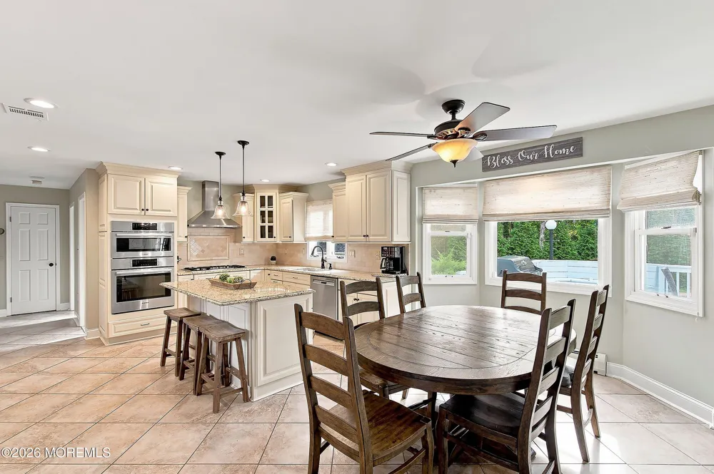 11 Sir Paul Court Middletown, NJ 07748