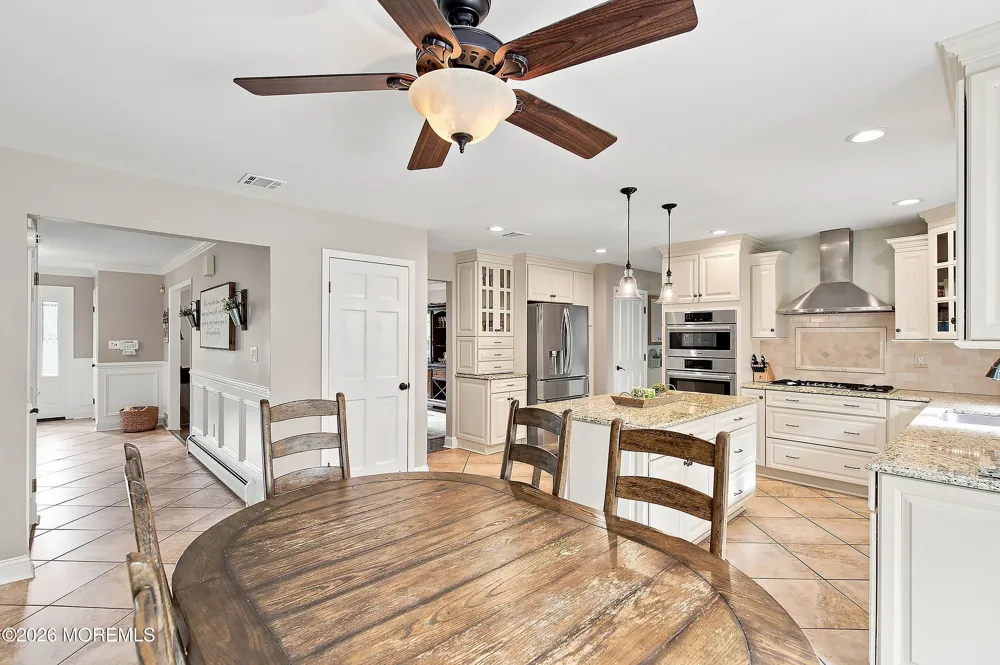 11 Sir Paul Court Middletown, NJ 07748