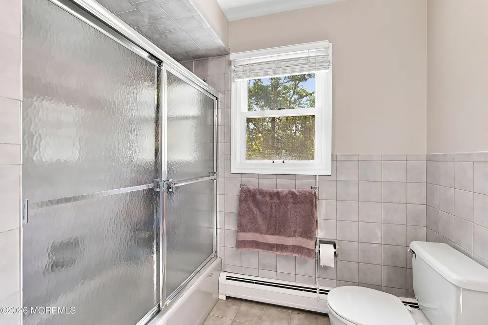 11 Sir Paul Court Middletown, NJ 07748